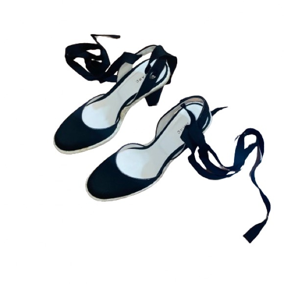 Marc Jacobs Black Linen High Heel Espadrilles with Ankle Wrap Size 6.5 Slingback - Picture 2 of 16